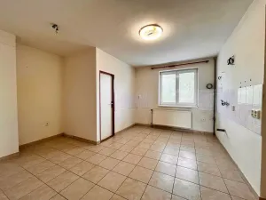 Prodej rodinného domu, Kunovice, Ve Strhanci, 260 m2