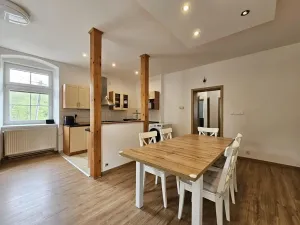 Prodej bytu 5+kk, Polevsko, 101 m2