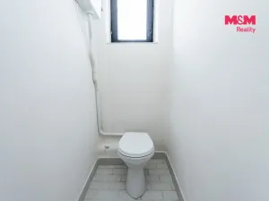 Prodej rodinného domu, Chvaletice, Budovatelů, 180 m2