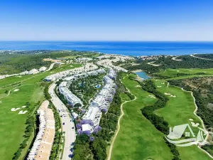 Prodej bytu 4+kk, La Línea de la Concepción, Španělsko, Paseo Marítimo de La Alcaidesa, 117 m2