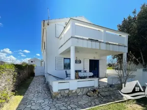 Prodej vícegeneračního domu, Privlaka, Chorvatsko, 175 m2