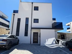 Prodej bytu 3+kk, Mandre, Chorvatsko, 75 m2