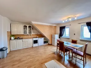 Pronájem bytu 2+kk, Teplice, Heydukova, 50 m2