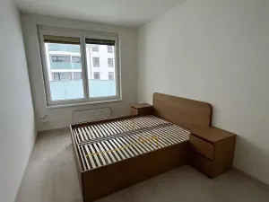 Pronájem bytu 2+kk, Praha - Stodůlky, Ferrariho, 60 m2