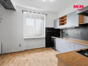 Pronájem bytu 2+1, Slaný, Máchova, 62 m2