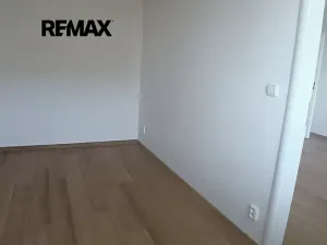 Pronájem bytu 2+kk, Praha - Krč, Ružinovská, 33 m2