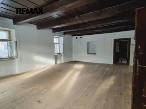 Prodej rodinného domu, Slatina, 215 m2