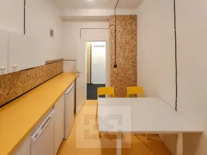 Pronájem kanceláře, Praha - Smíchov, K vodojemu, 118 m2