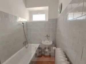 Pronájem kanceláře, Praha - Smíchov, K vodojemu, 118 m2