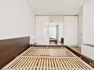 Pronájem bytu 2+kk, Praha - Černý Most, Mrázkova, 46 m2
