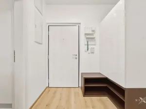 Pronájem bytu 2+kk, Praha - Černý Most, Mrázkova, 46 m2