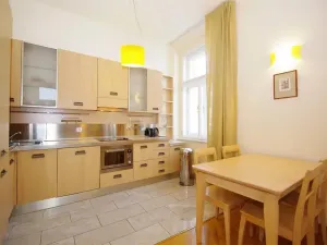 Pronájem bytu 2+kk, Praha - Malá Strana, Újezd, 73 m2