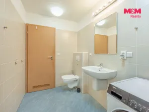 Pronájem bytu 2+kk, Praha - Stodůlky, Švejcarovo náměstí, 54 m2