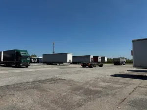 Pronájem komerčního pozemku, Holubice, 4000 m2