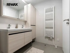 Pronájem bytu 3+kk, Praha - Smíchov, Šiklové, 97 m2