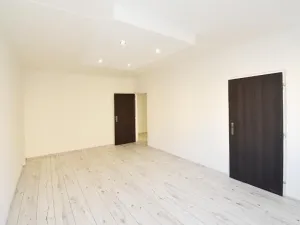 Prodej bytu 2+1, Chomutov, Skalková, 60 m2