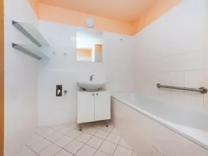 Prodej bytu 1+1, Praha - Stodůlky, Petržílkova, 49 m2