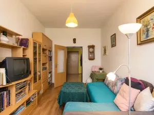 Prodej bytu 2+1, Milovice, Topolová, 67 m2