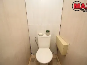 Pronájem bytu 1+kk, Praha - Háje, Schulhoffova, 29 m2