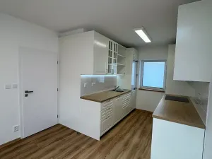Pronájem bytu 2+kk, Liberec, Prosečská, 49 m2
