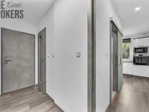 Prodej bytu 2+1, Ústí nad Labem - Severní Terasa, Kmochova, 61 m2