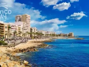 Prodej bytu 2+kk, Torrevieja, Alicante, Španělsko, 52 m2