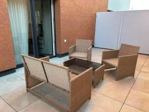 Pronájem bytu 2+kk, Praha - Vysočany, Poděbradská, 57 m2