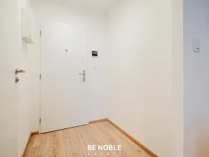 Prodej bytu 1+kk, Praha - Vršovice, Kubánské náměstí, 21 m2