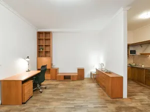Pronájem bytu 2+kk, Praha, Ve Smečkách, 71 m2