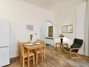 Pronájem bytu 2+kk, Praha, Ve Smečkách, 71 m2