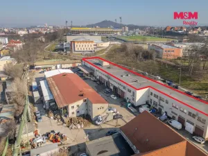 Pronájem kanceláře, Teplice, Libušina, 3000 m2