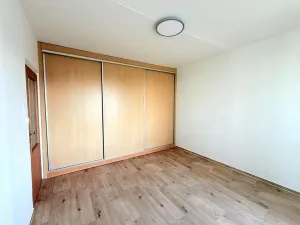 Pronájem bytu 1+1, Židlochovice, sídl. Družba, 35 m2