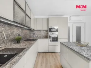Pronájem bytu 5+kk, Praha - Smíchov, Podbělohorská, 250 m2