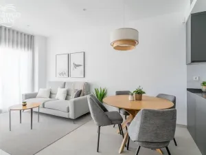 Prodej bytu 4+kk, Torrevieja, Alicante, Španělsko, 96 m2
