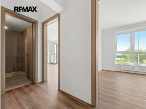 Prodej bytu 2+kk, Praha - Černý Most, Arnošta Valenty, 49 m2