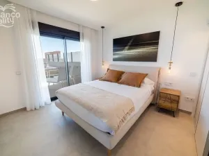 Prodej bytu 4+kk, Santa Pola, Alicante, Španělsko, 97 m2