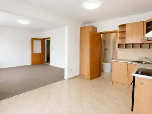 Pronájem bytu 1+kk, Praha - Horní Počernice, Dandova, 37 m2