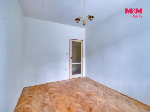 Prodej bytu 3+1, Nýrsko, Sídliště I, 56 m2