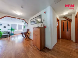 Prodej rodinného domu, Bečov nad Teplou, nám. 5. května, 351 m2