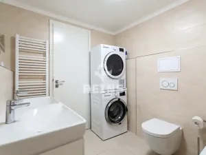 Prodej bytu 4+kk, Praha - Horní Měcholupy, Hornoměcholupská, 146 m2