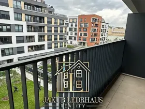 Pronájem bytu 1+kk, Praha - Hloubětín, U Tesly, 32 m2