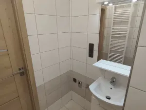 Pronájem bytu 1+1, Semily, Jizerská, 35 m2