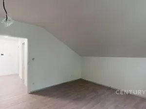 Prodej rodinného domu, Ivaň, 319 m2