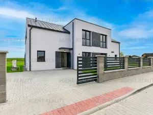 Prodej rodinného domu, Slaný, 156 m2