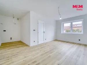 Pronájem bytu 2+kk, Tlučná, Tlučenská kolonie, 41 m2