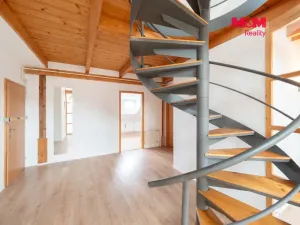 Pronájem bytu 3+kk, Praha - Libeň, Chlumčanského, 104 m2