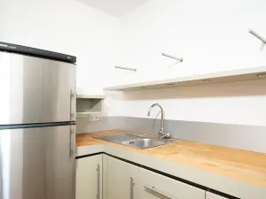 Pronájem bytu 2+kk, Praha - Nusle, Pod vilami, 100 m2