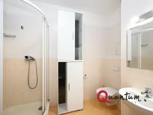 Pronájem bytu 2+kk, Praha - Hloubětín, Slévačská, 47 m2