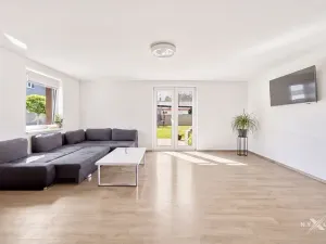 Prodej rodinného domu, Postřižín, Lišková, 150 m2