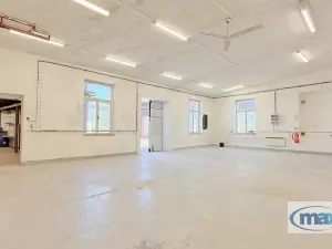 Pronájem skladu, Holice, Hradecká, 317 m2